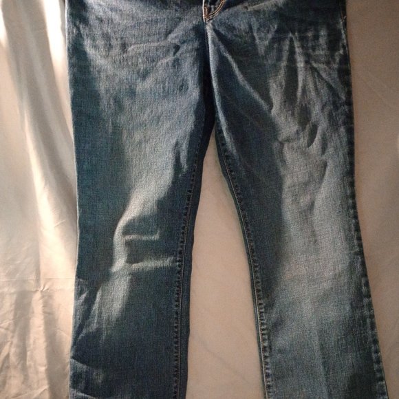 Old Navy Blue Jeans. - Picture 4 of 6